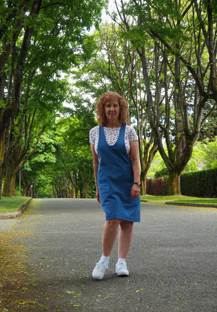 York Pinafore, Helen's Closet, Vancouver Sewing Blog, A Colourful Canvas, MNRowan Tee